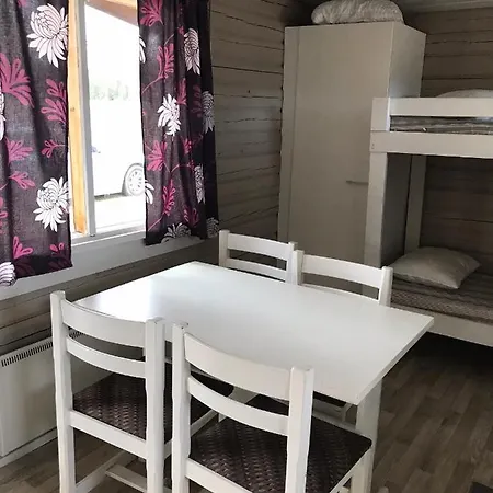 キャンプ場 Juthbacka Camping Uusikaarlepyy