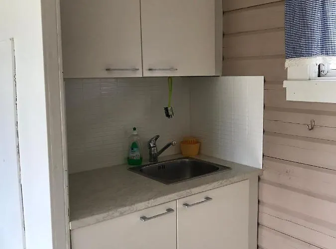 Juthbacka Camping * Uusikaarlepyy