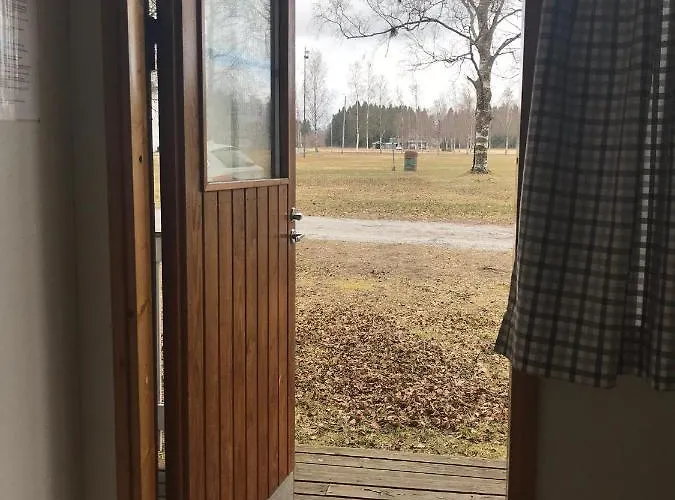 Juthbacka Camping * Uusikaarlepyy