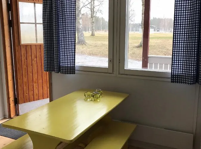 Juthbacka Camping * Uusikaarlepyy